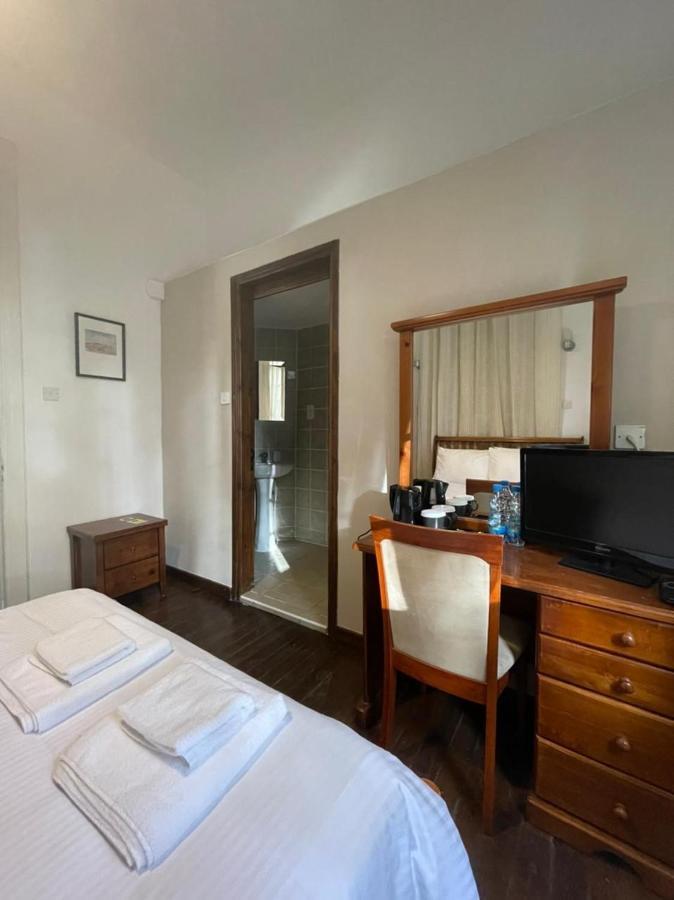 Semiramis Lodge Plátres Eksteriør bilde